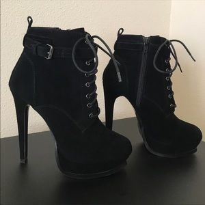 Black Aldo suede boots